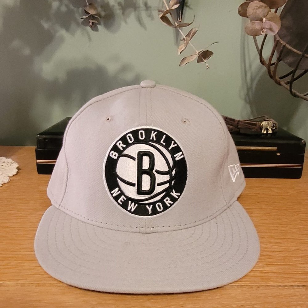 NEW ERA BROOKLYN NETS FITTED NBA BASEBALL CAP HAT 7 1/4 59 FIFTY